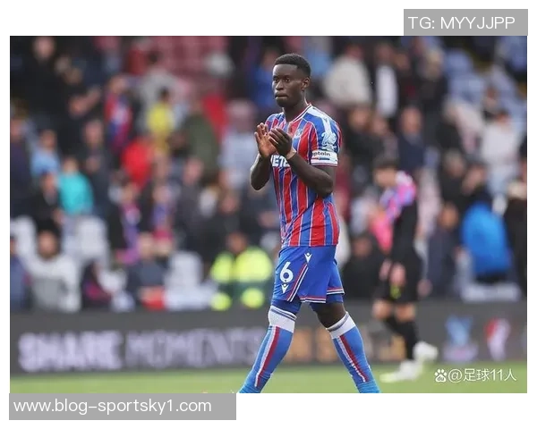 法尔克透露拜仁将格伊视为明夏中卫首选并计划一月谈判 法尔克透露拜仁将格伊视为明夏中卫首选并计划一月谈判